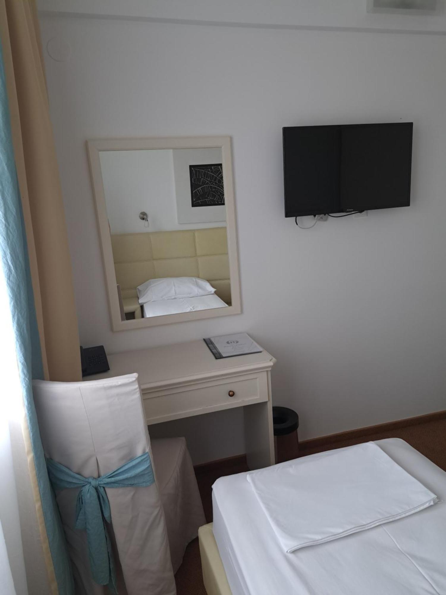 Hotel Garic Garesnica Экстерьер фото